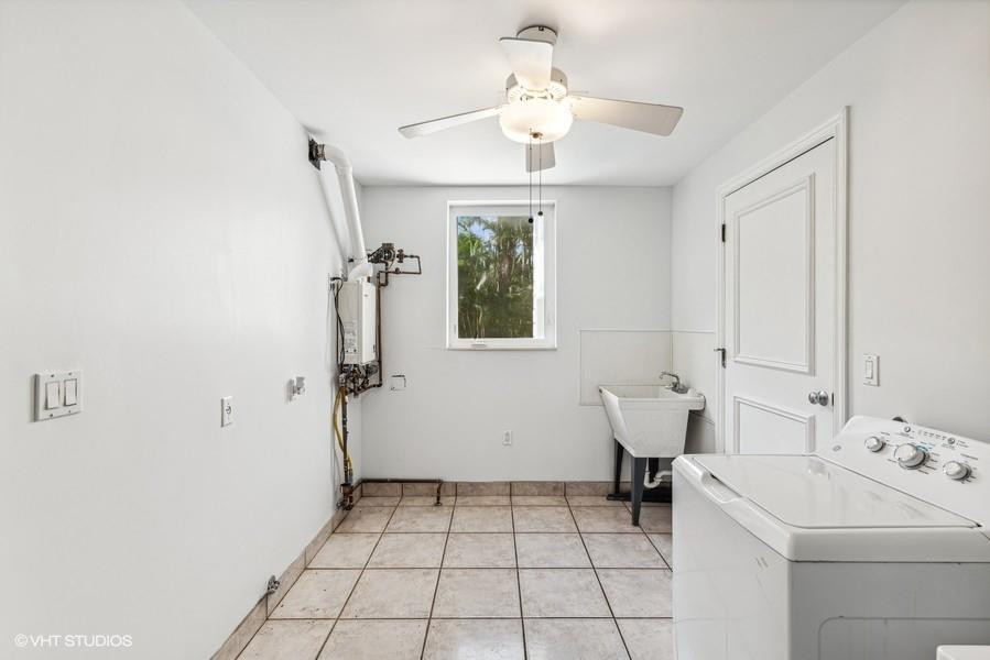 Tropical Isle Homes Sub - Residential