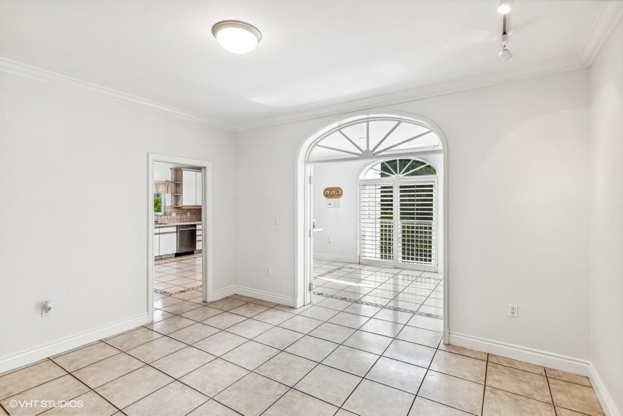 Tropical Isle Homes Sub - Residential