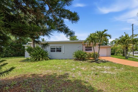 Photo of 5131 SW 6th Street, Margate, FL 33068 (MLS # B26048259)