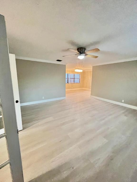 HOLLYWOOD PARK - Residential Lease