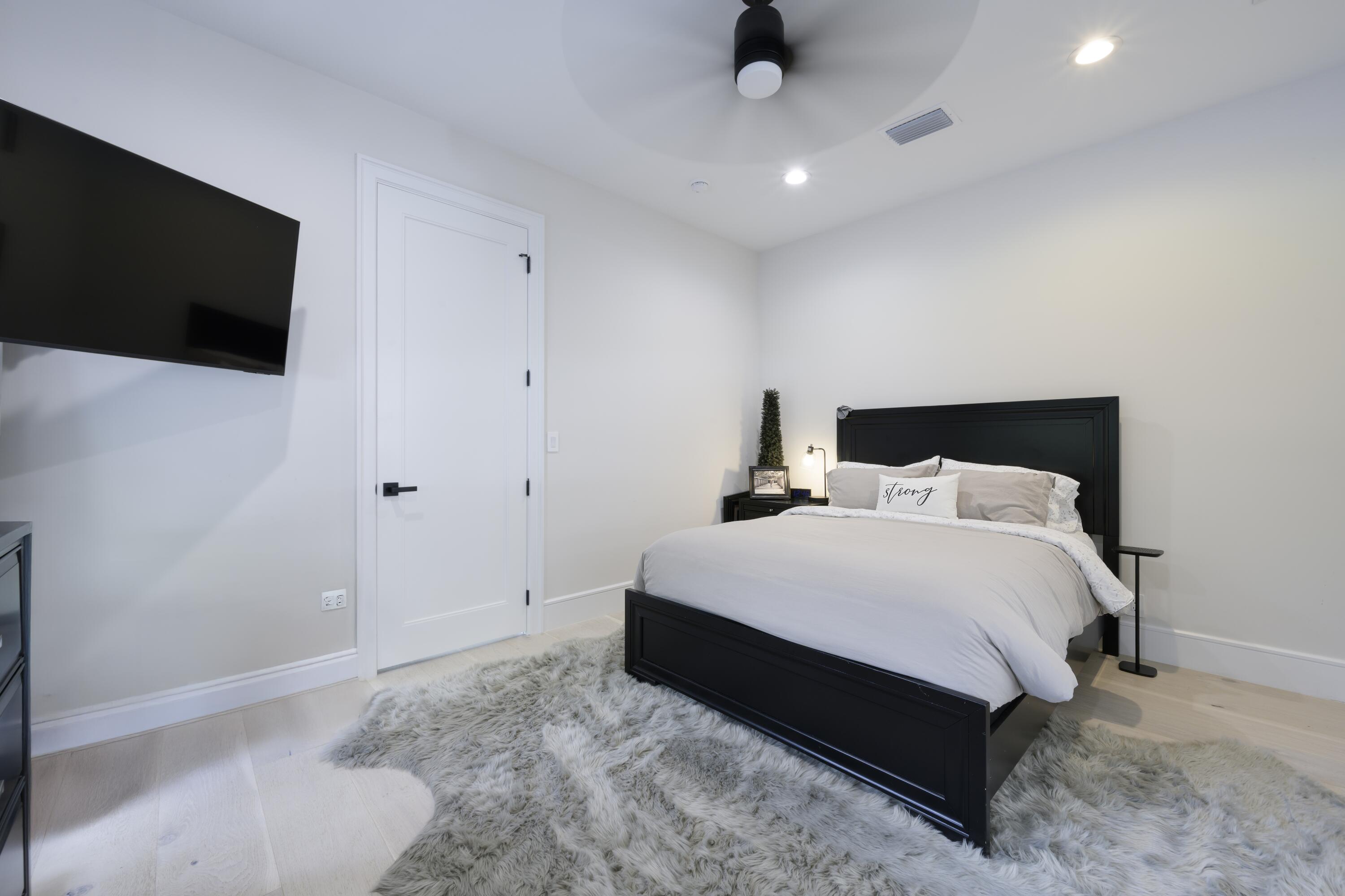 LOXAHATCHEE GROVES - Residential