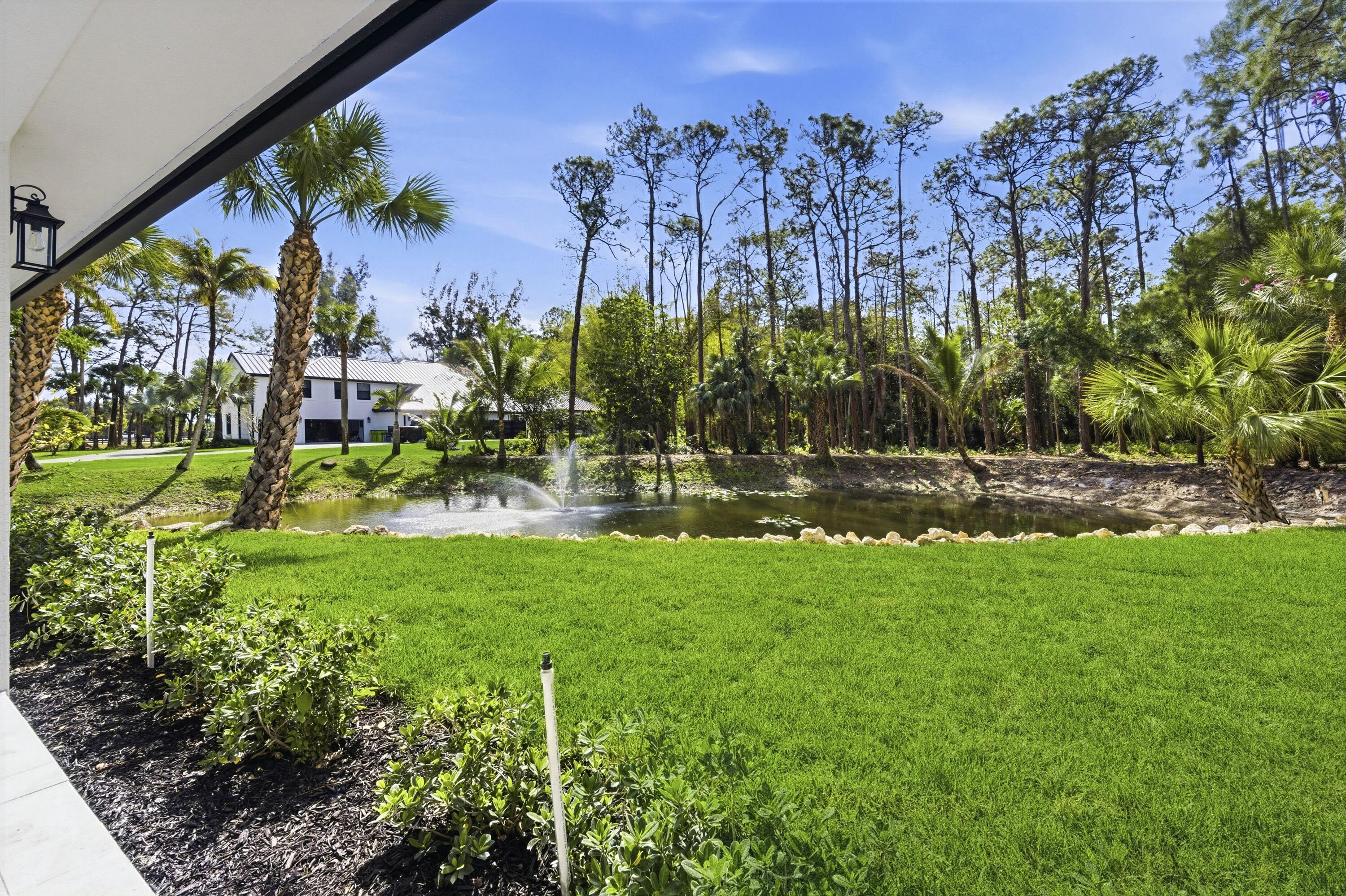 LOXAHATCHEE GROVES - Residential