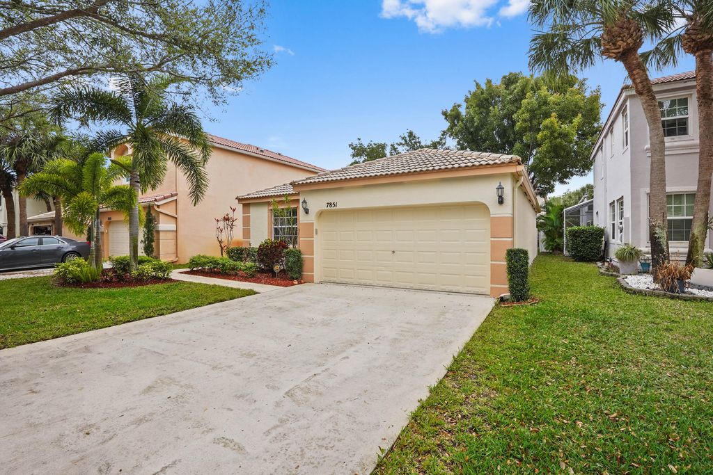 Photo of 7851 Oak Grove Circle, Lake Worth, FL 33467 (MLS # B26004668)