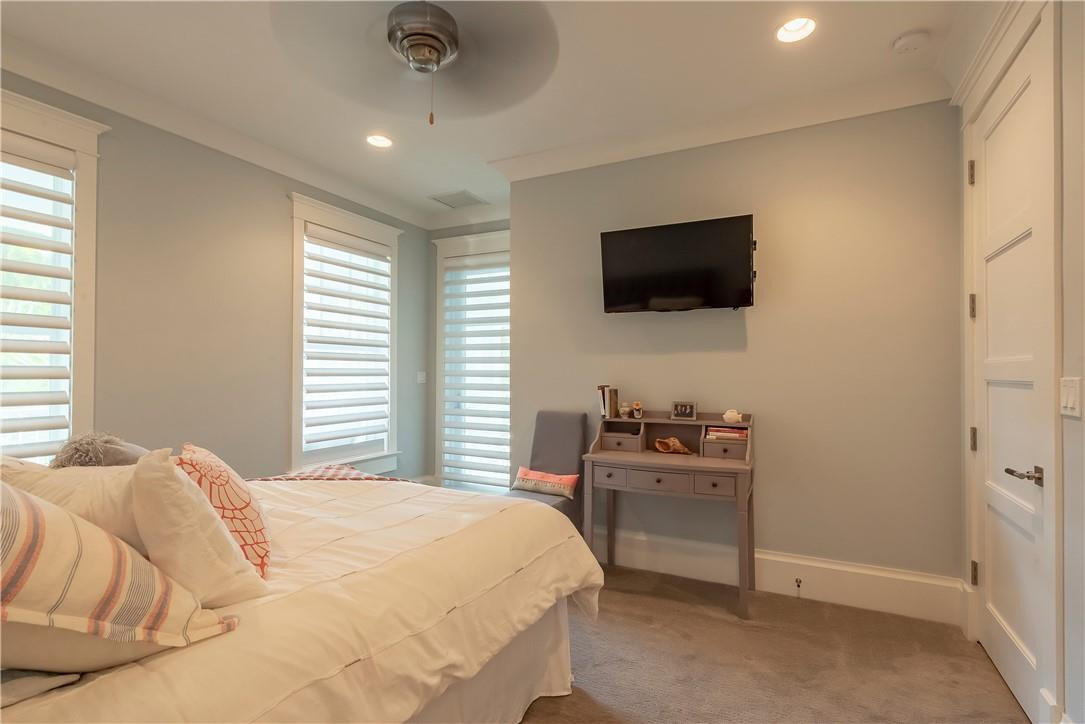 Gould Island 15-62 B - Residential