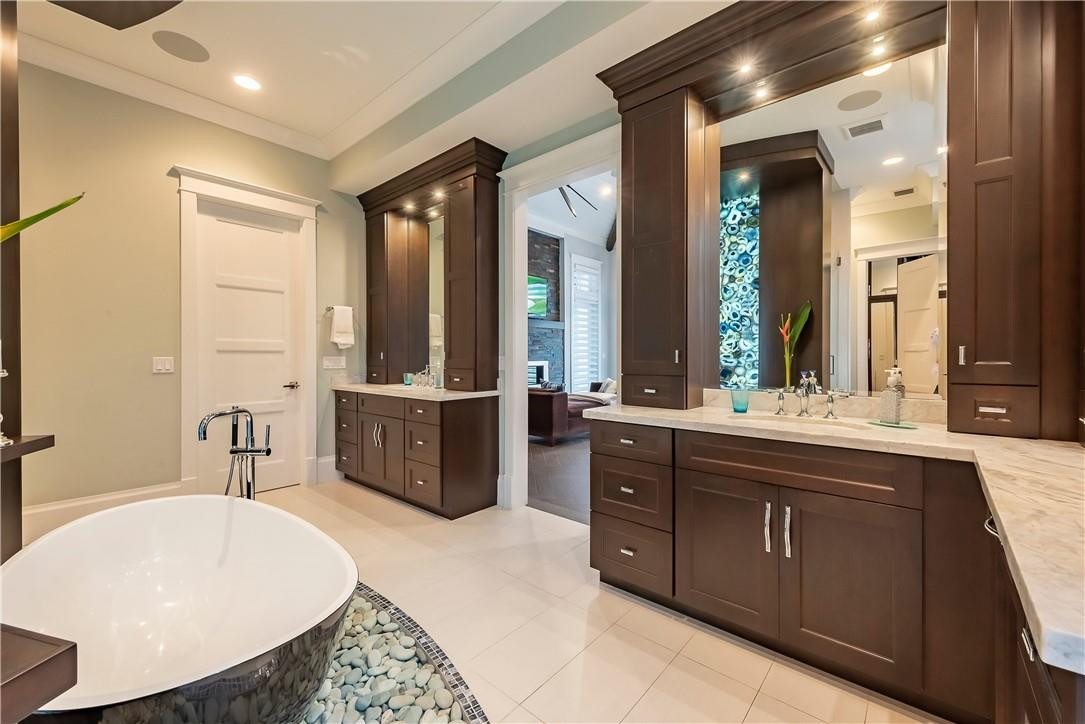 Gould Island 15-62 B - Residential