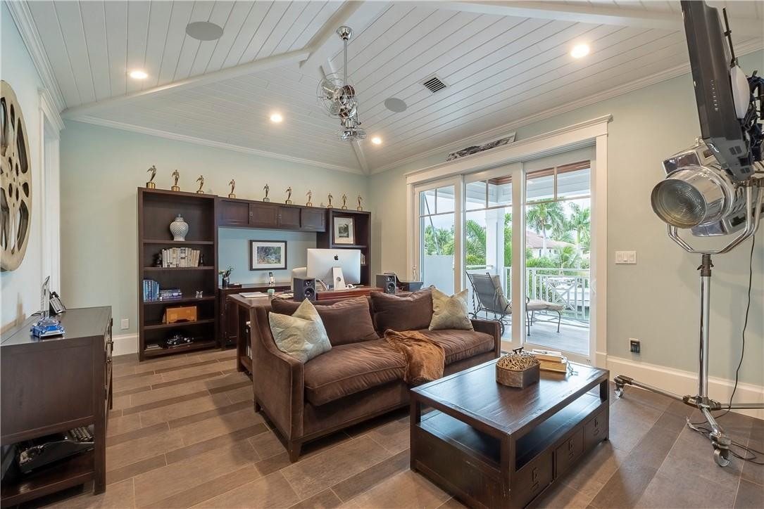 Gould Island 15-62 B - Residential