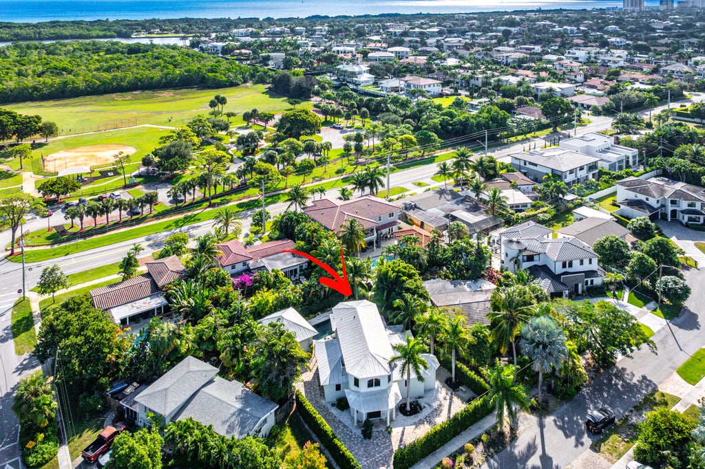 Photo of 1500 NE 4th Court, Boca Raton, FL 33432 (MLS # R11141555)
