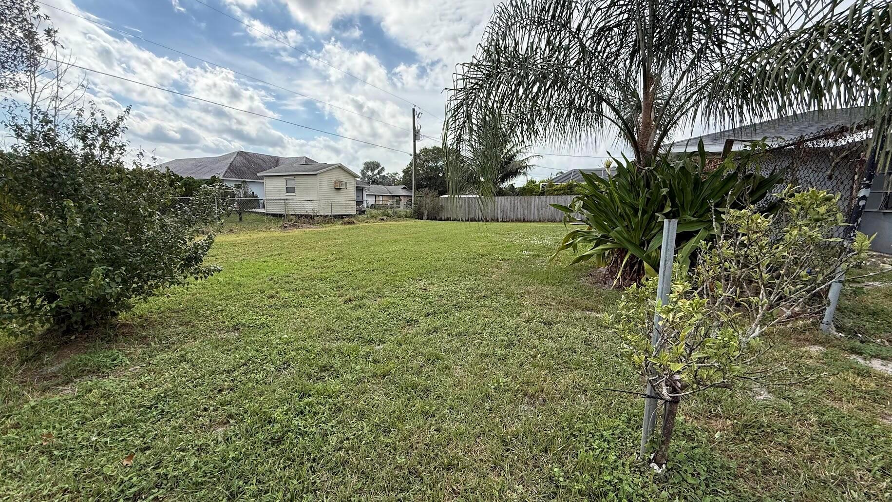 PORT ST LUCIE SECTION 24 - Residential