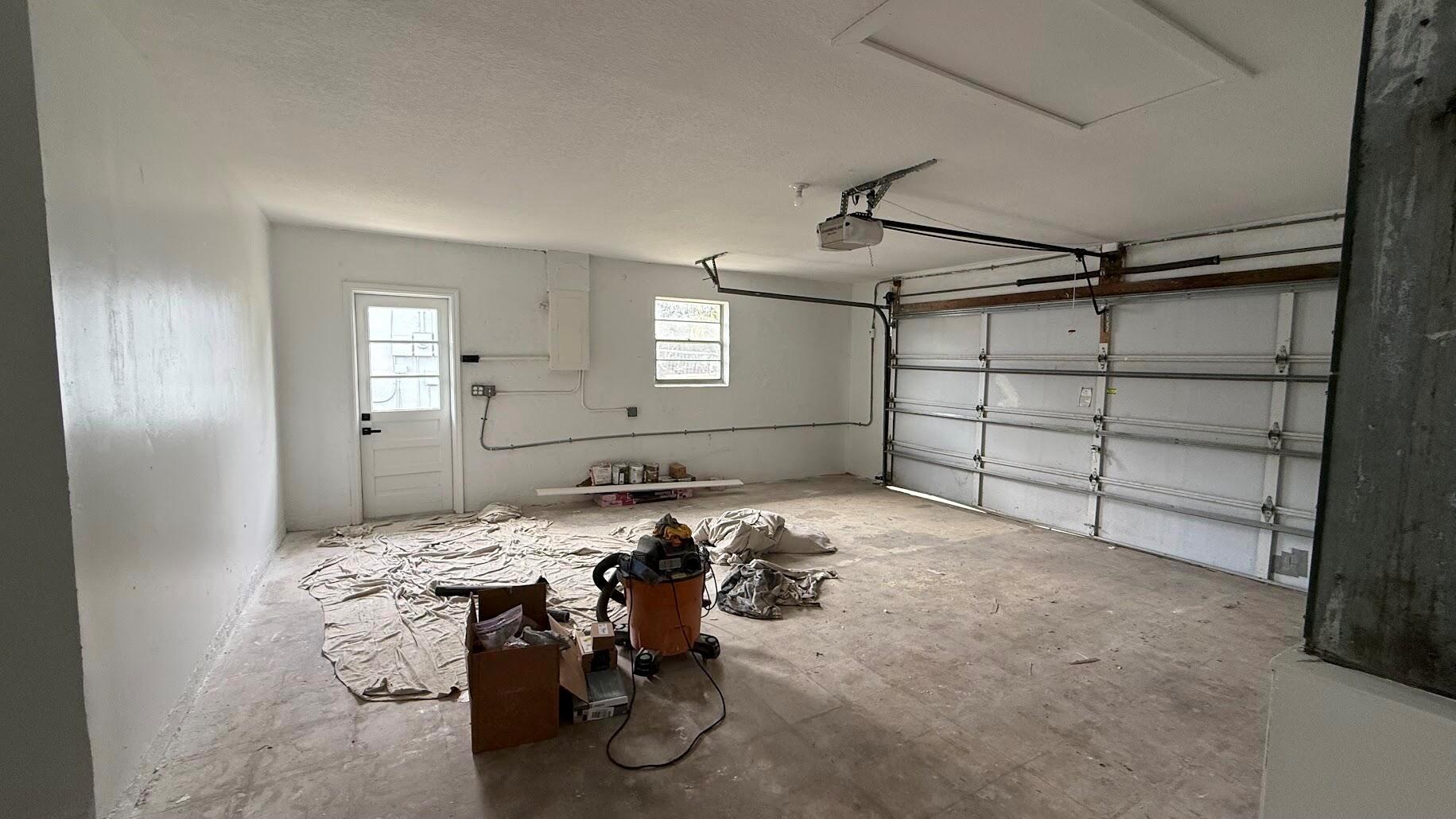 PORT ST LUCIE SECTION 24 - Residential