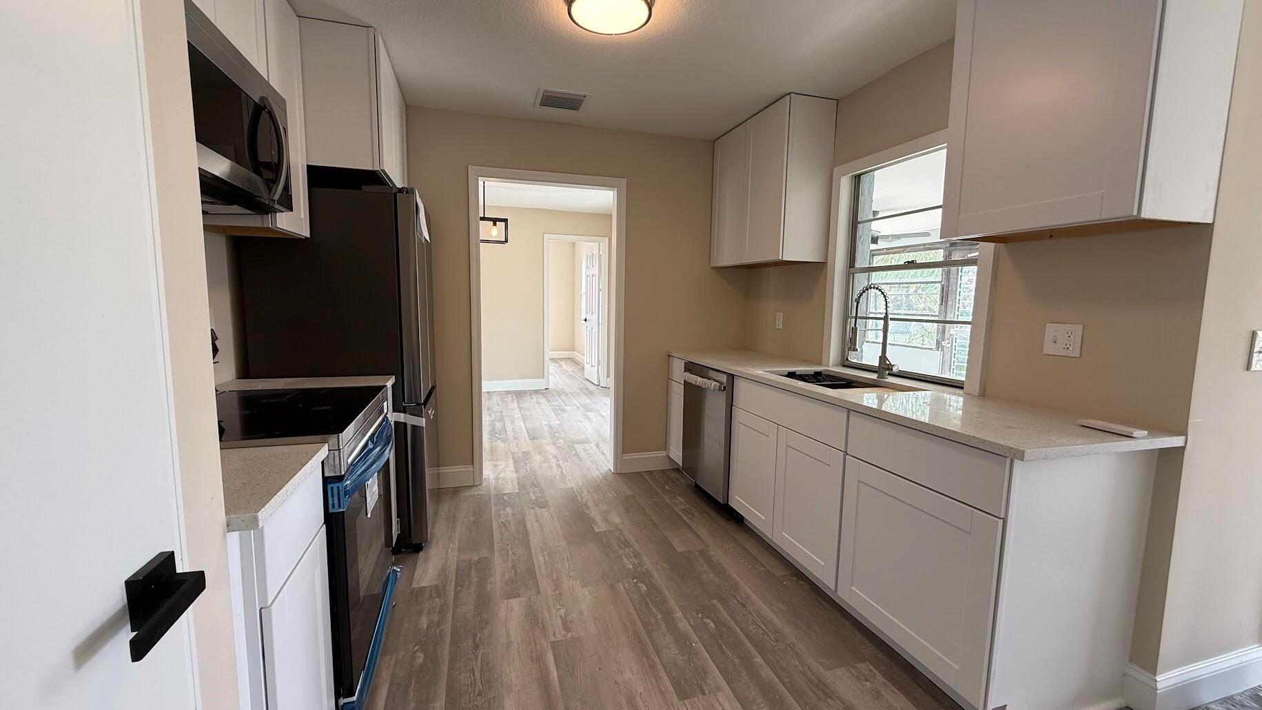 PORT ST LUCIE SECTION 24 - Residential