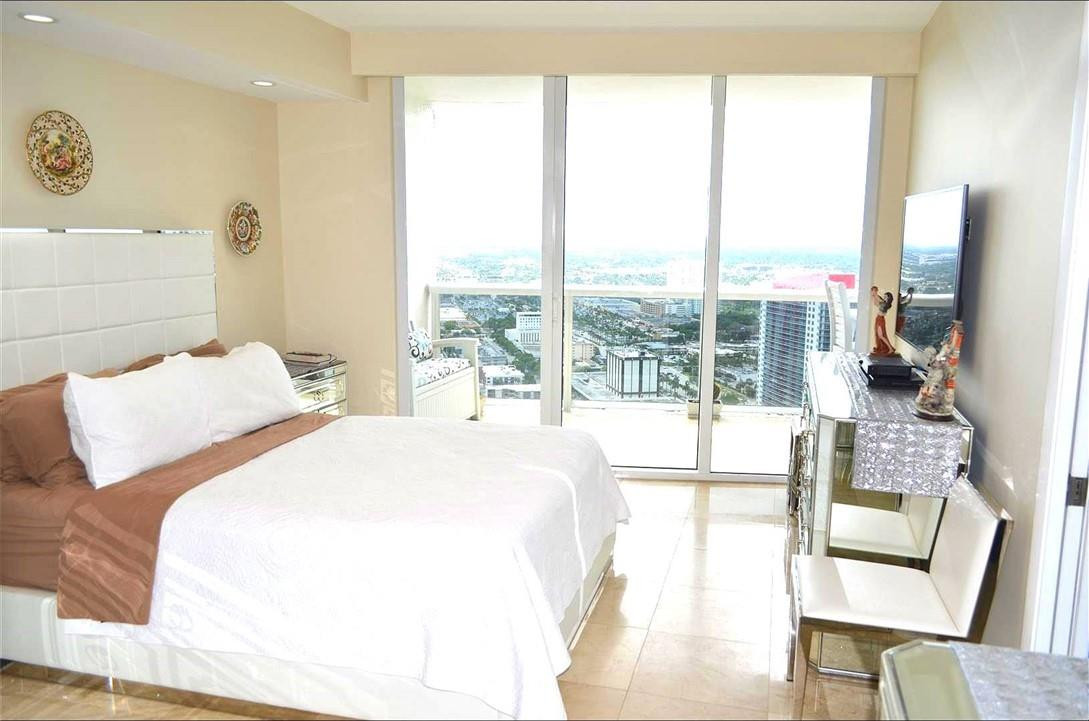 Beach Club One - Residential Lease