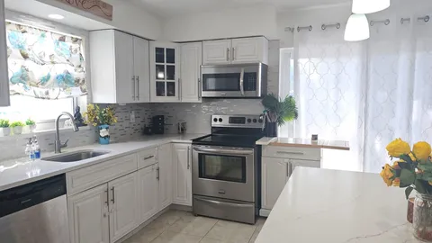7430 SW 1st St, Margate, FL 33068 - MLS#: F10480974