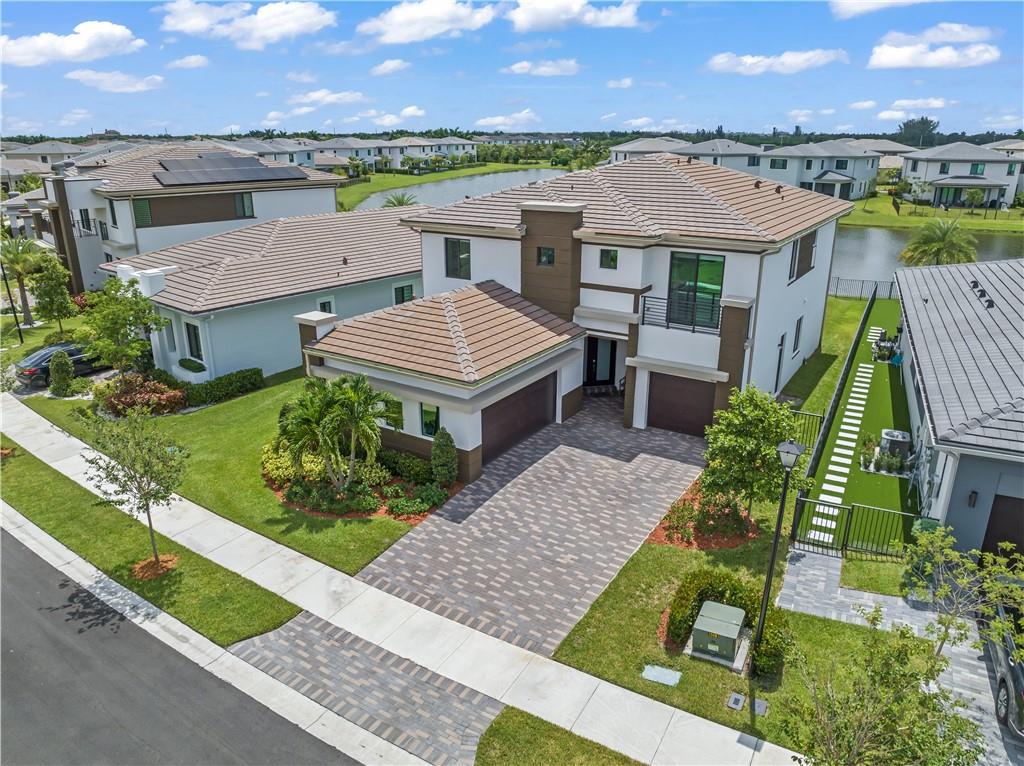 Cascata at Miralago - Residential