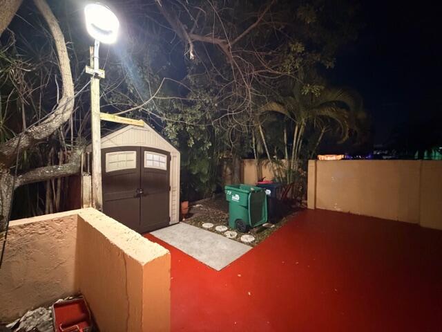 LES CHATEAUX AT INTL GDNS - Residential Lease