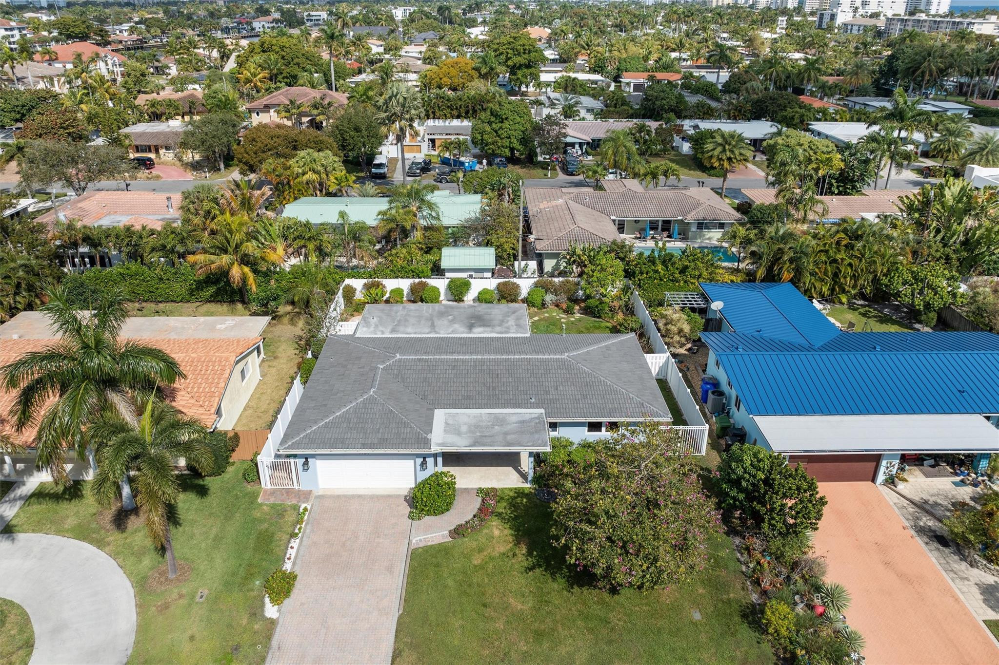 Bel-Air 32-10 B - Residential