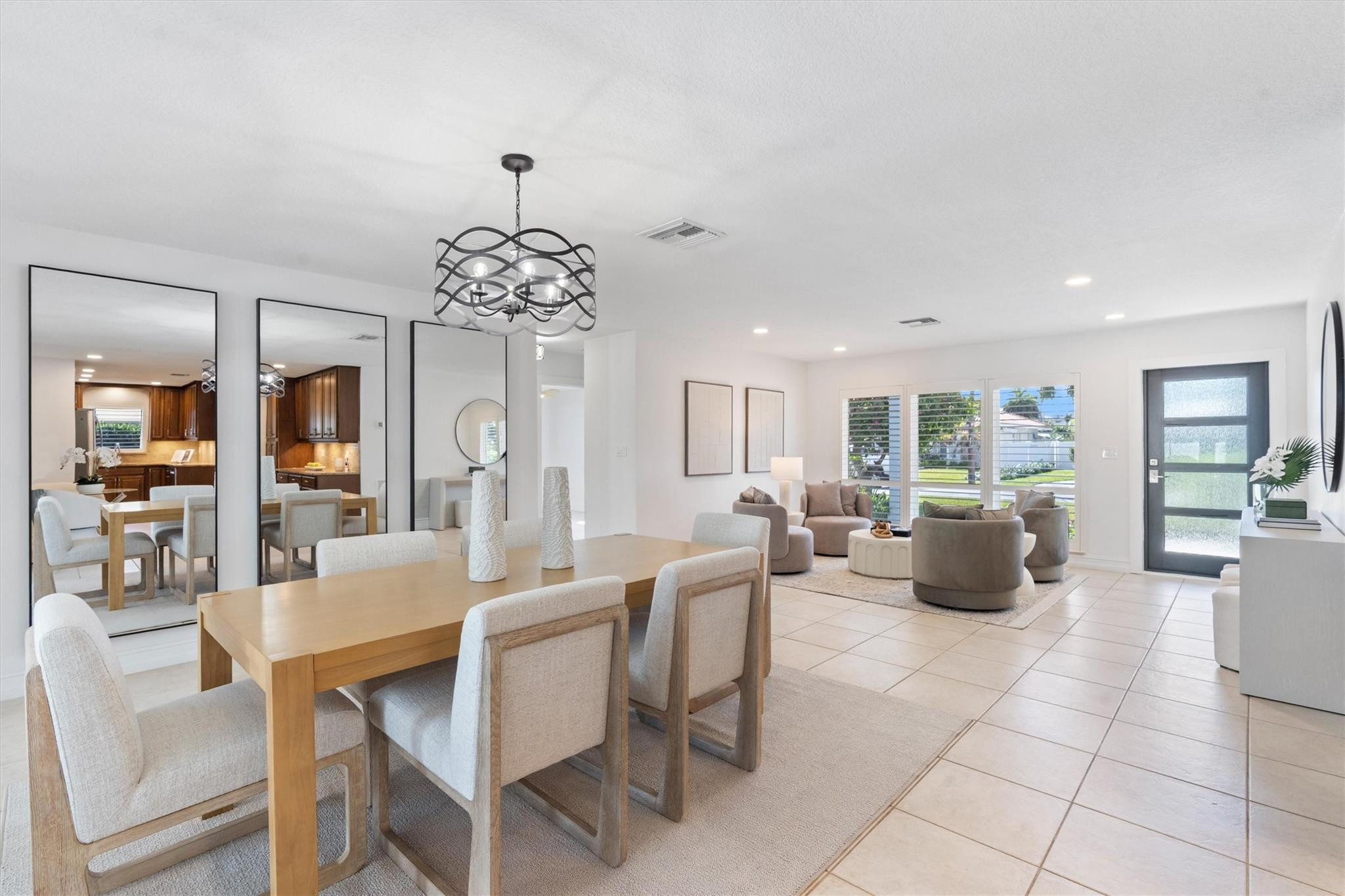 Bel-Air 32-10 B - Residential