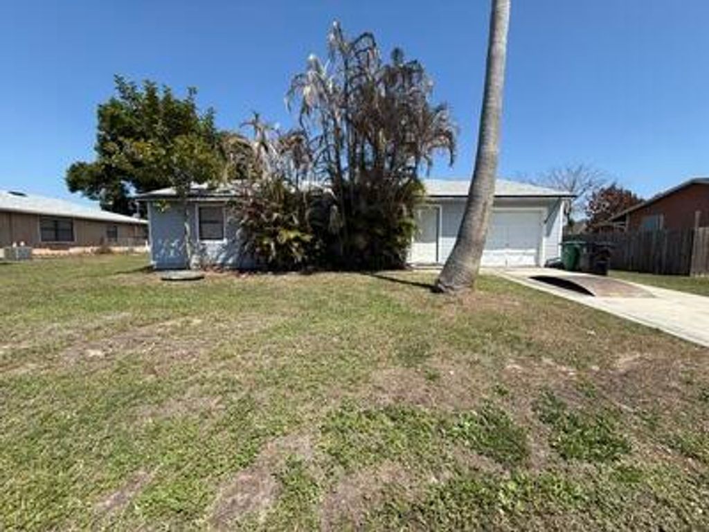 Photo of 1809 SW Morelia Lane, Port Saint Lucie, FL 34953 (MLS # B26006171)