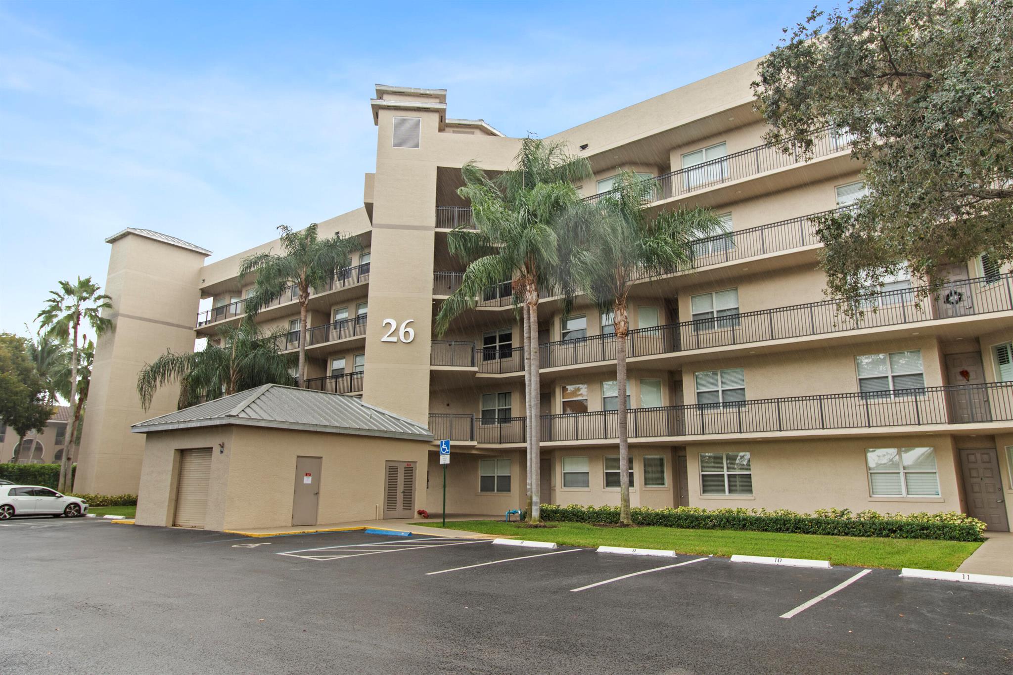 Boca Bayou - Residential Lease