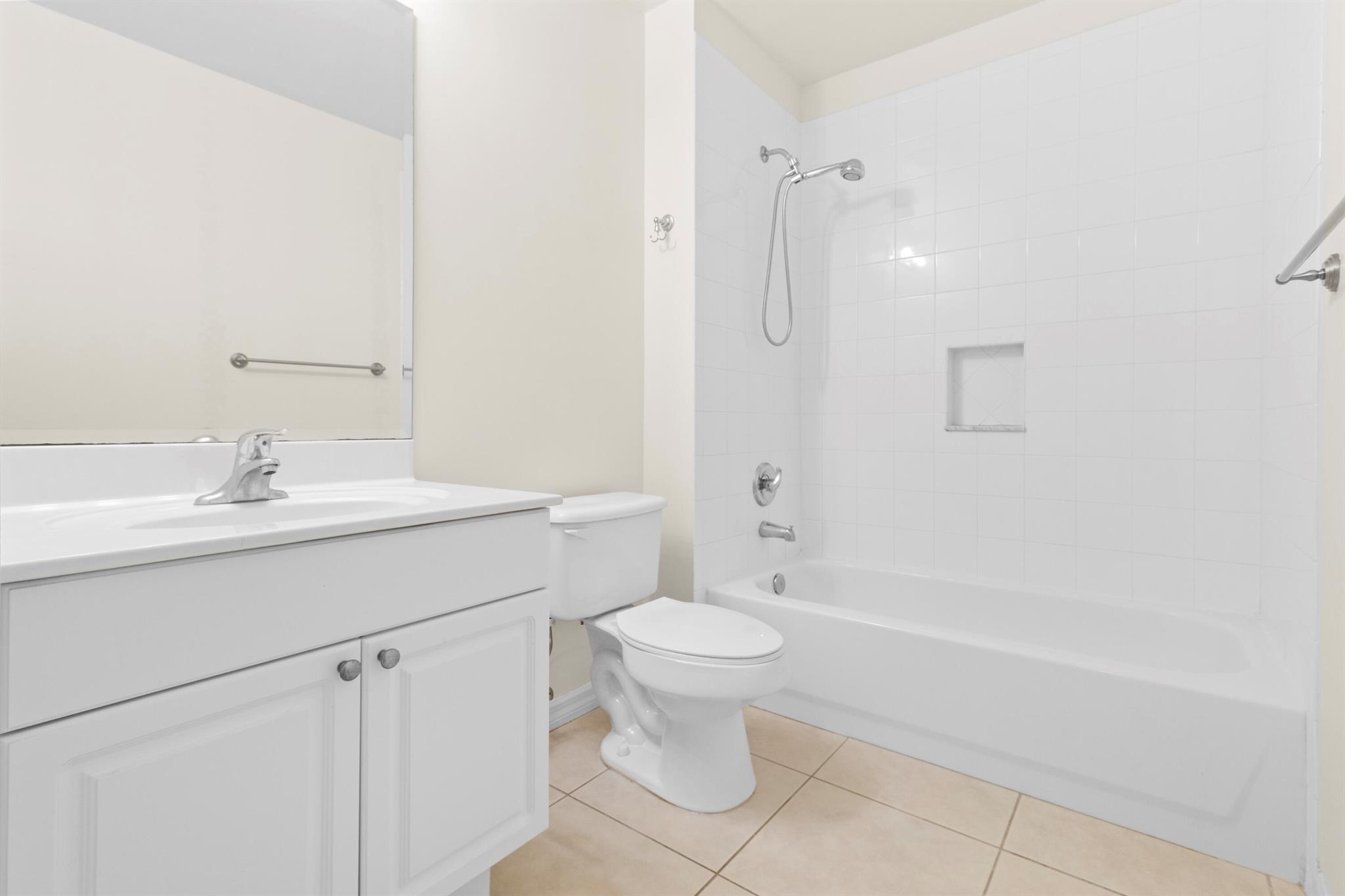 Boca Bayou - Residential Lease