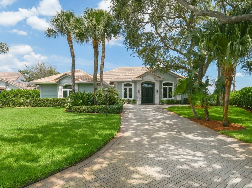 RIVER RIDGE (TEQUESTA) - Residential