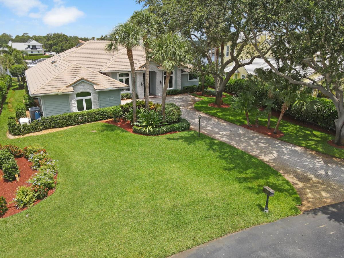 RIVER RIDGE (TEQUESTA) - Residential