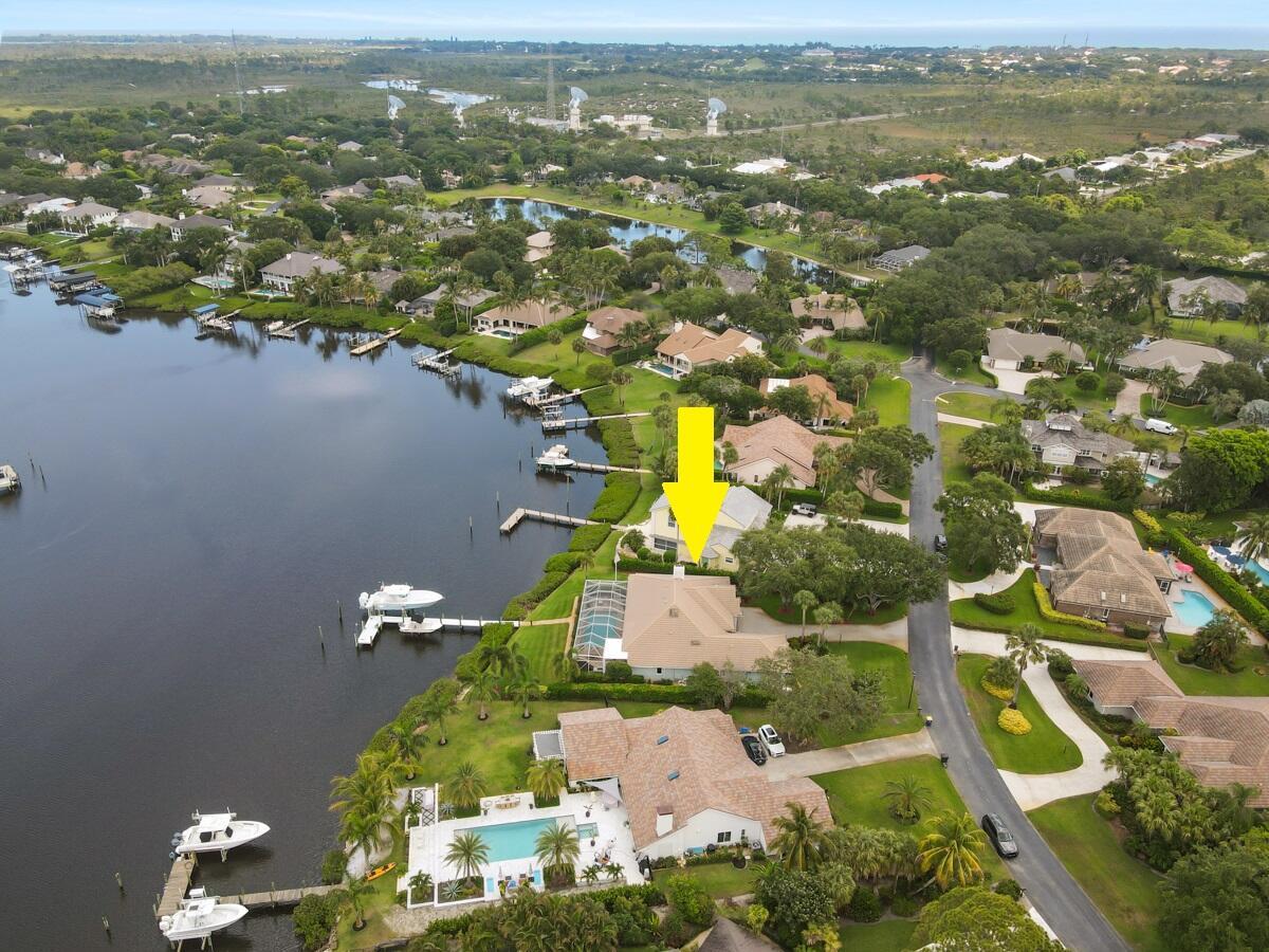 RIVER RIDGE (TEQUESTA) - Residential
