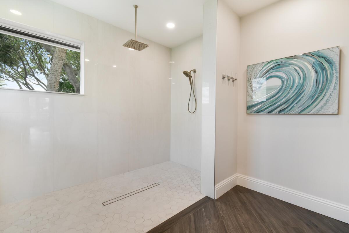 RIVER RIDGE (TEQUESTA) - Residential