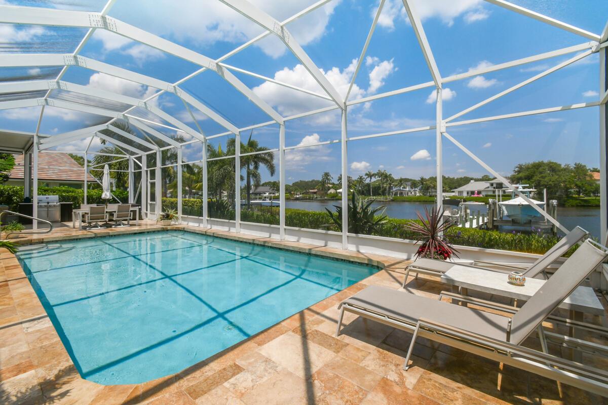 RIVER RIDGE (TEQUESTA) - Residential