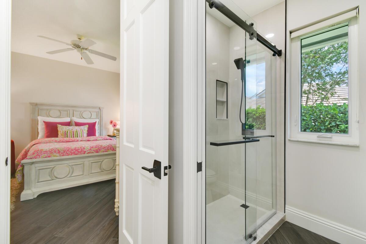 RIVER RIDGE (TEQUESTA) - Residential