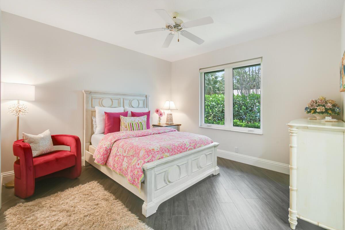 RIVER RIDGE (TEQUESTA) - Residential