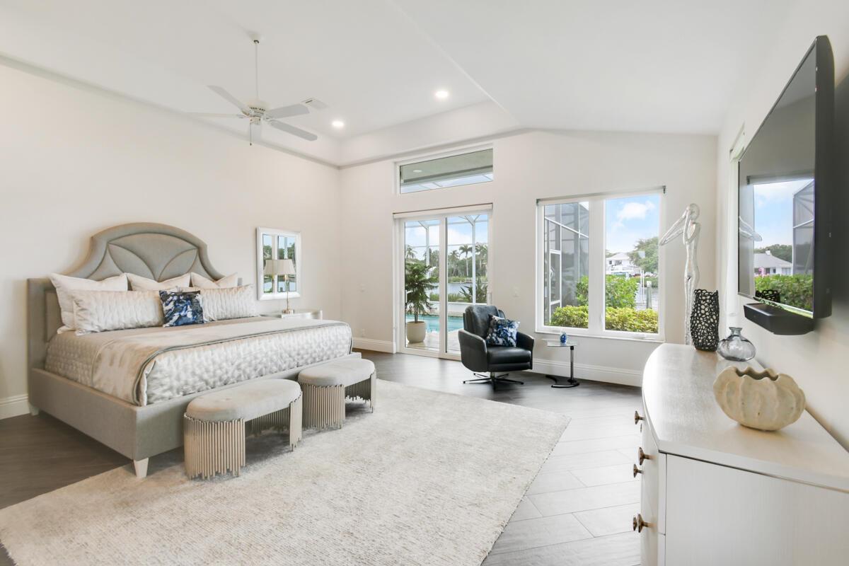 RIVER RIDGE (TEQUESTA) - Residential