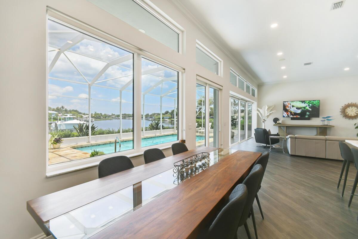 RIVER RIDGE (TEQUESTA) - Residential