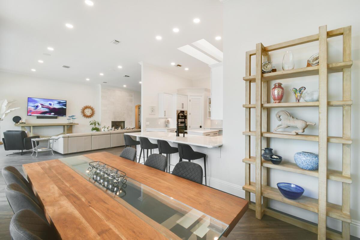 RIVER RIDGE (TEQUESTA) - Residential