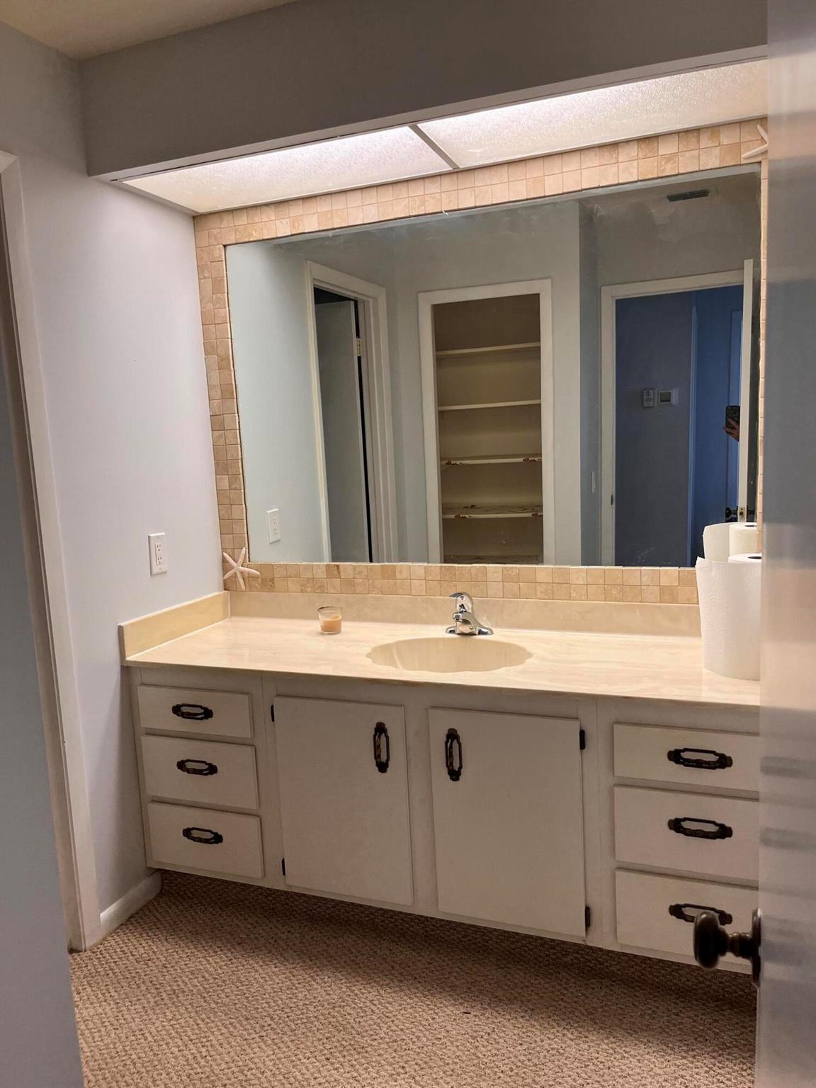 JAMESTOWN AT HERITAGE RID - Residential Lease