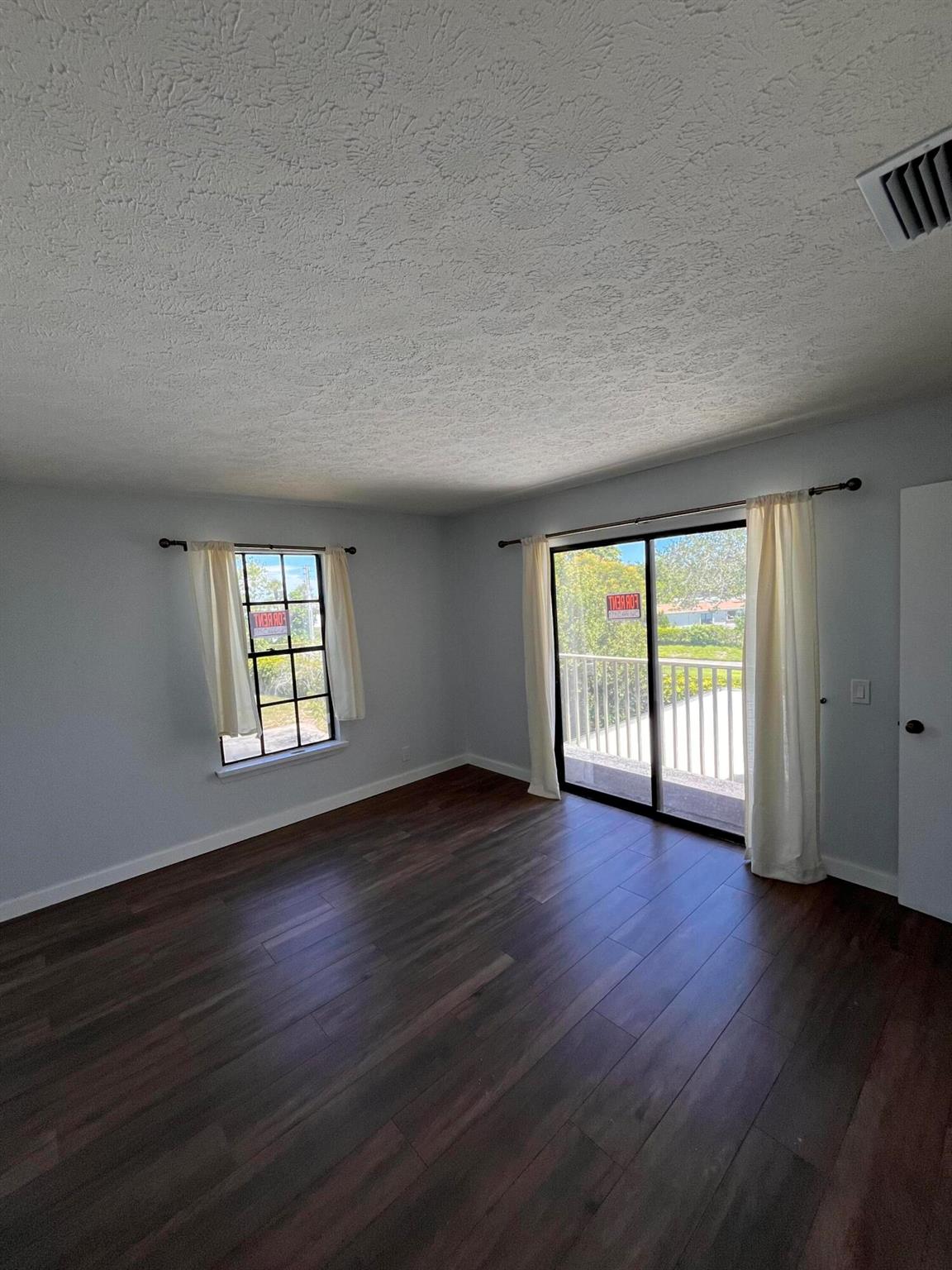 JAMESTOWN AT HERITAGE RID - Residential Lease