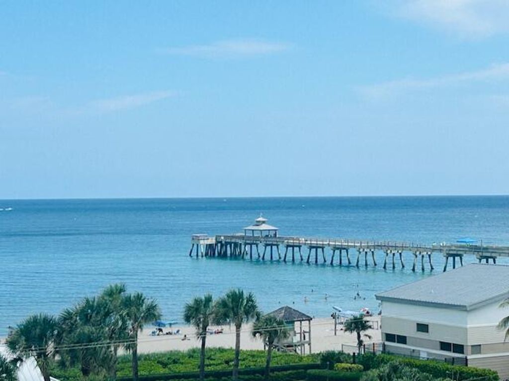 Photo of 333 NE 21st Avenue #718, Deerfield Beach, FL 33441 (MLS # R11120122)