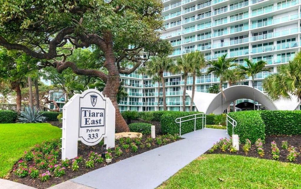 Photo of 333 NE 21st Avenue #718, Deerfield Beach, FL 33441 (MLS # R11120122)