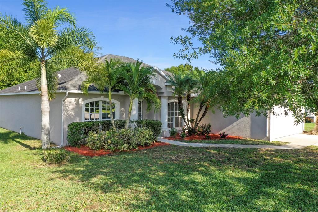 Photo of 2906 Serenity Circle, Fort Pierce, FL 34981 (MLS # R10799017)