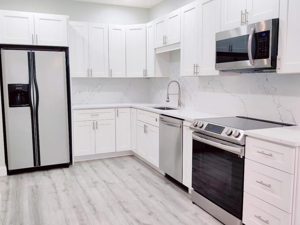 Photo of 6815 Via Regina, Boca Raton, FL 33433 (MLS # R11135661)