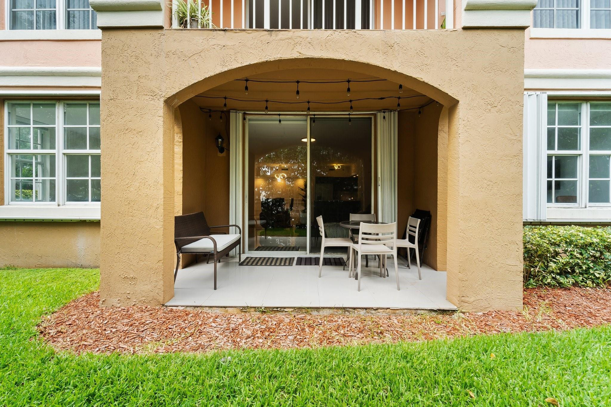 THE YACHT CLUB AT AVENTURA CONDO - Residential Lease