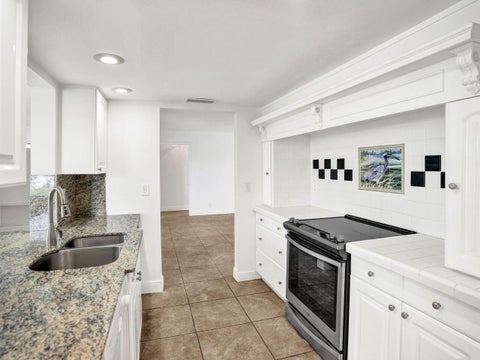 Tiny photo for 605 SW 21ST Circle, Boynton Beach, FL 33426 (MLS # B26090841)