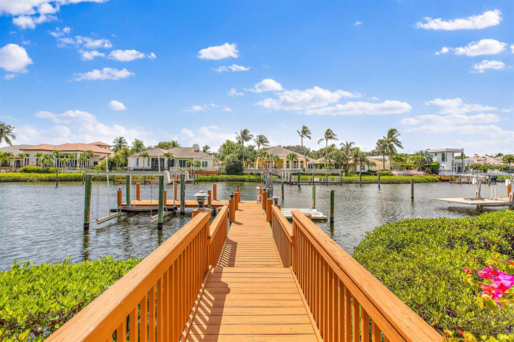 Admirals Cove - Residential