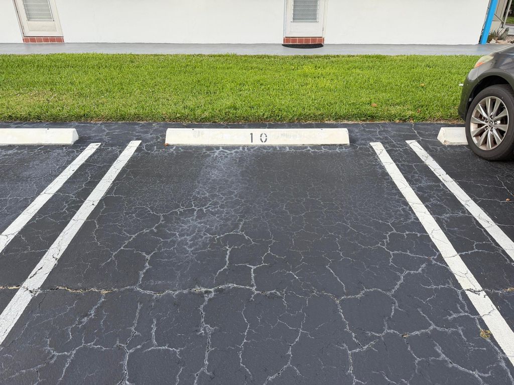 Photo of 1113 Lake Terrace #205, Boynton Beach, FL 33426 (MLS # R11156041)