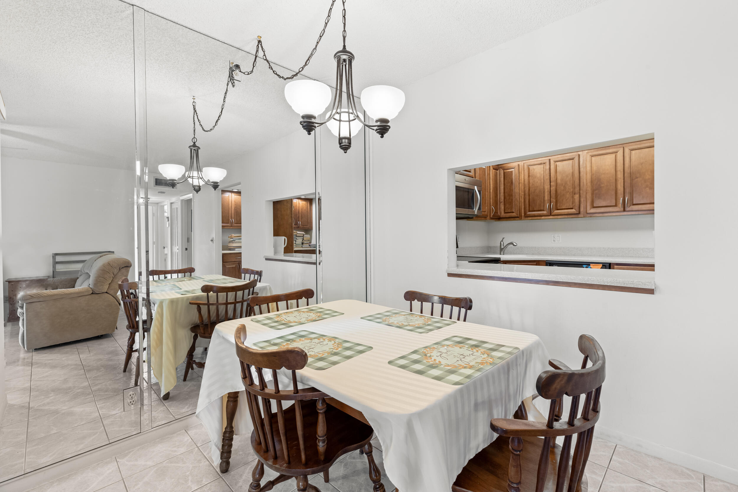 PALM CLUB WEST VILLAGE 1 CONDO - Residential