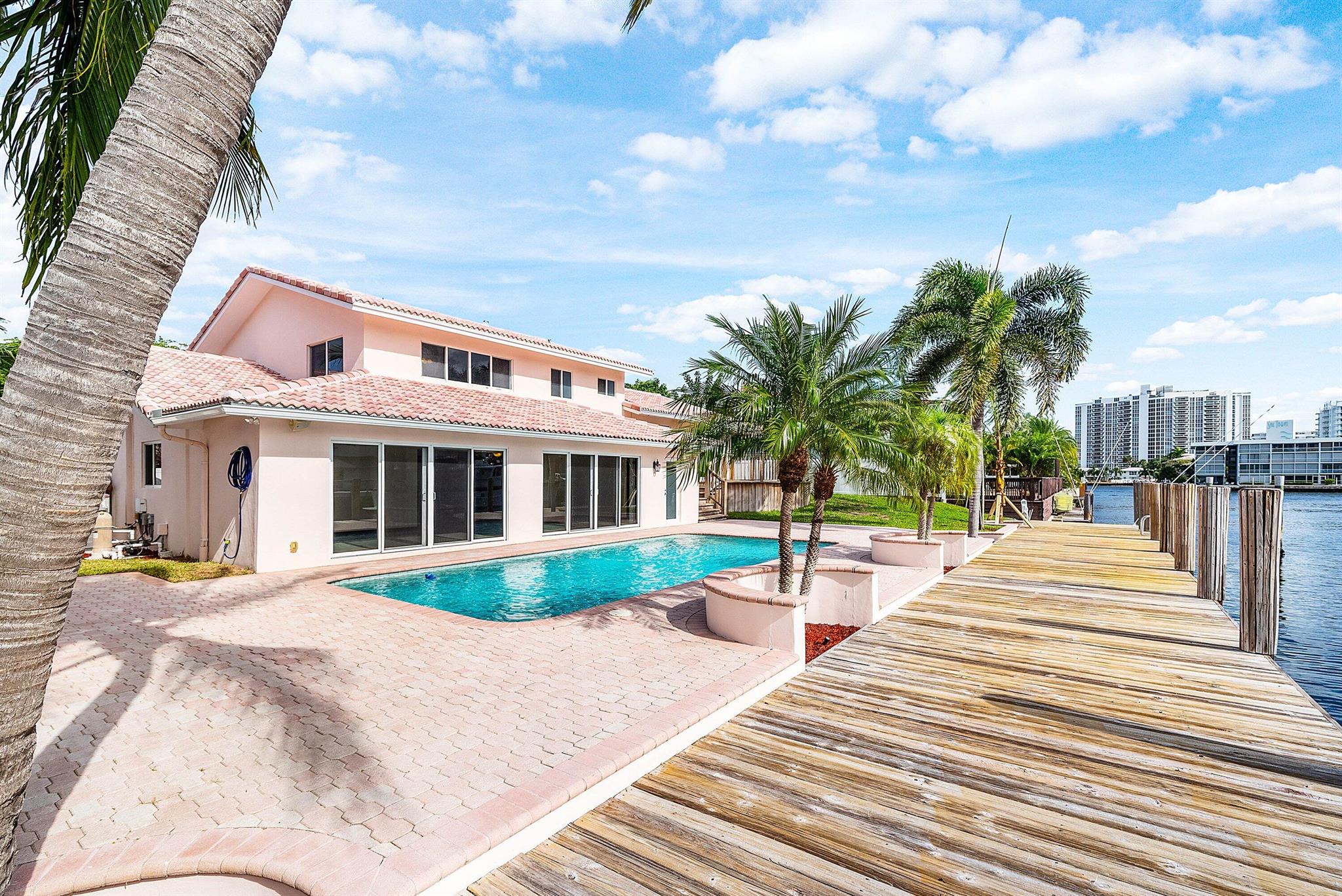 CORAL RIDGE GALT ADD NO 1 - Residential