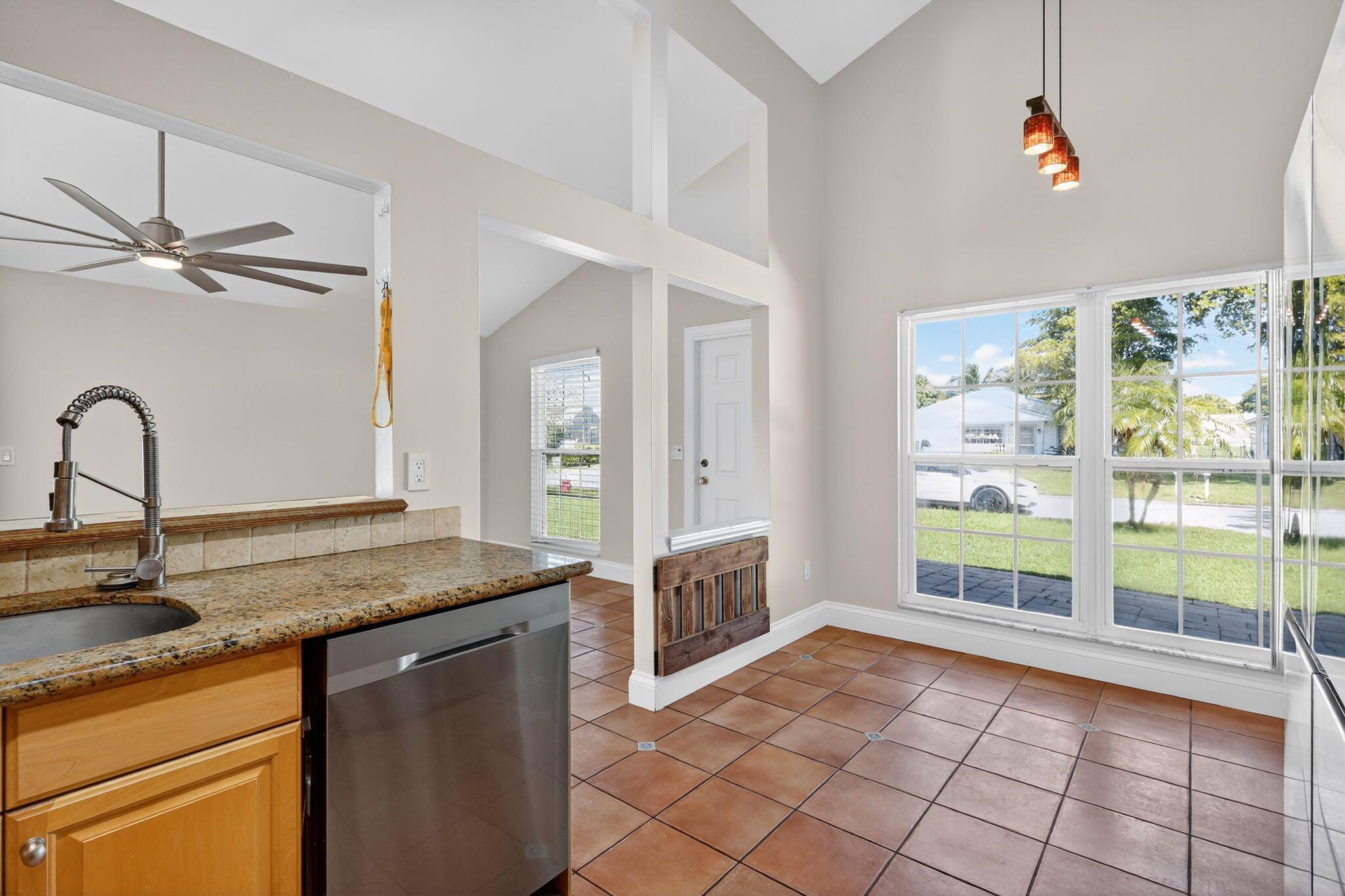 TARTAN LAKES 2 - Residential Lease