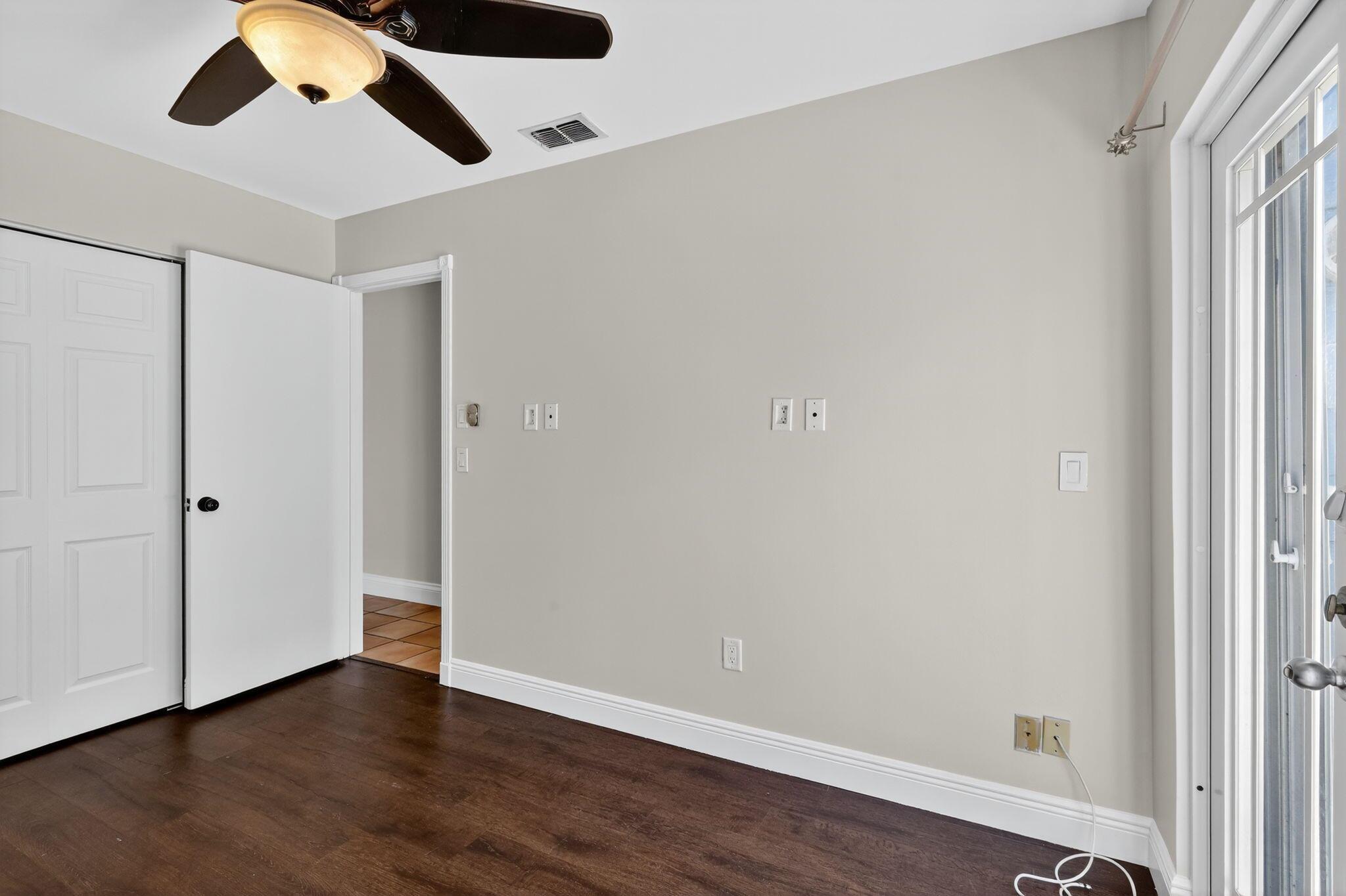 TARTAN LAKES 2 - Residential Lease