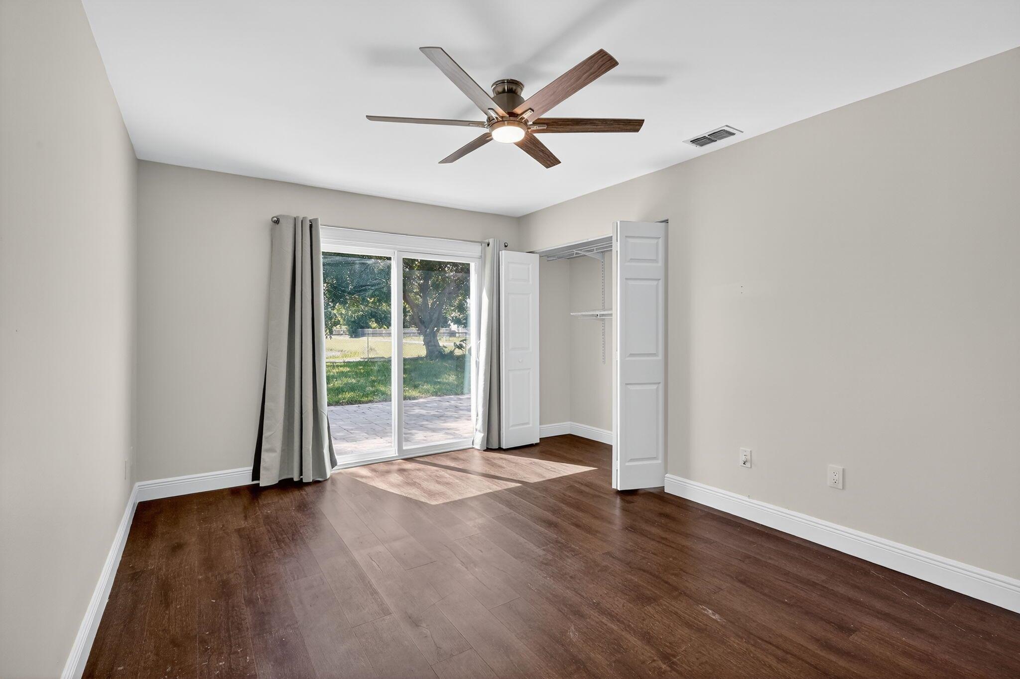 TARTAN LAKES 2 - Residential Lease