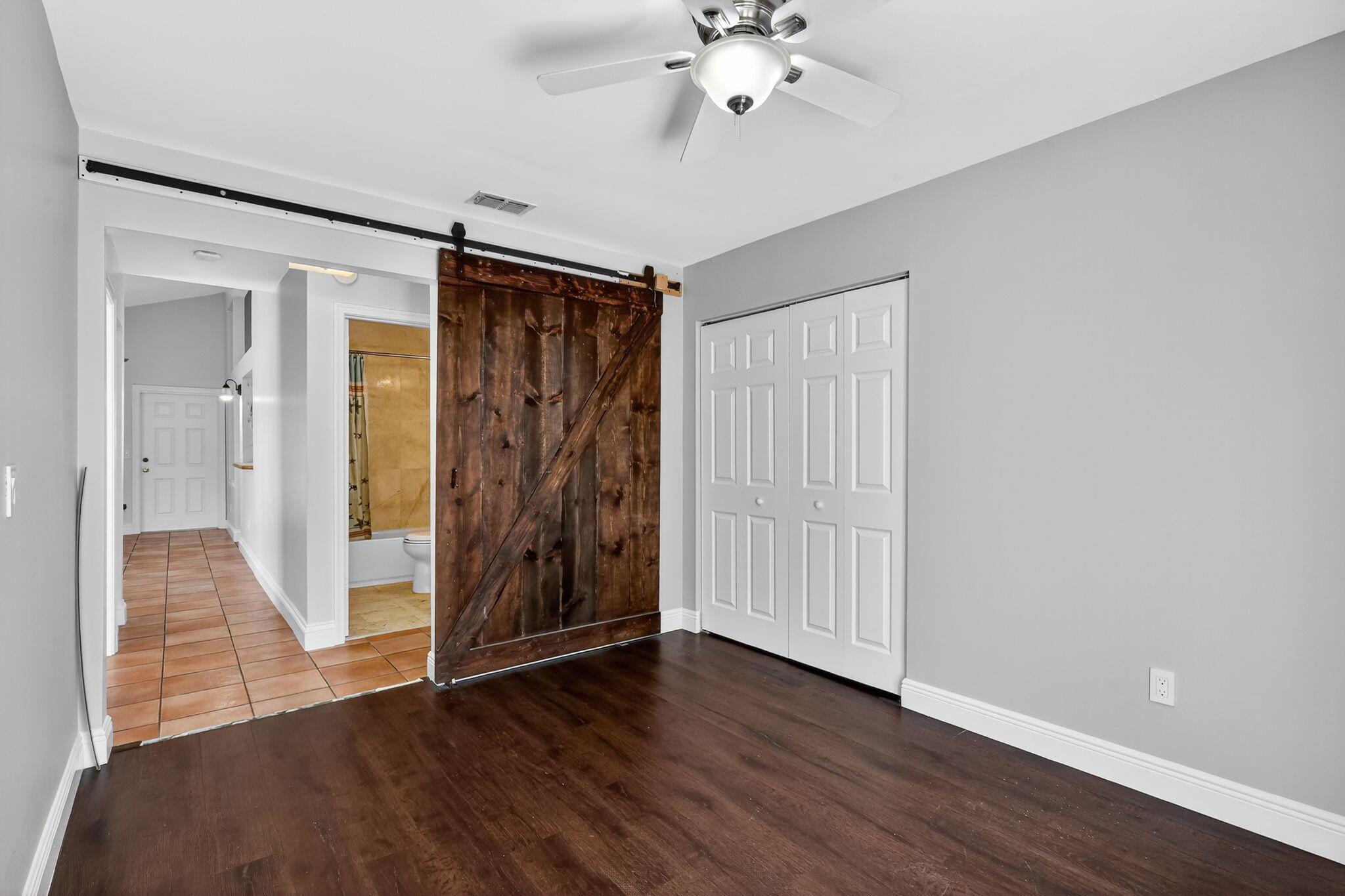 TARTAN LAKES 2 - Residential Lease