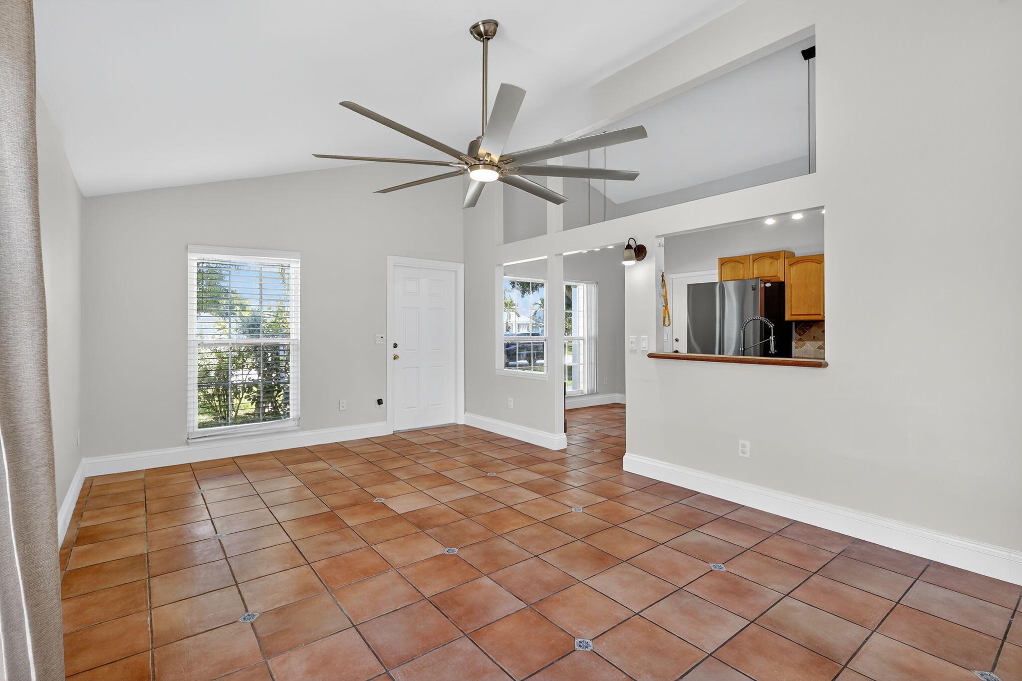 TARTAN LAKES 2 - Residential Lease